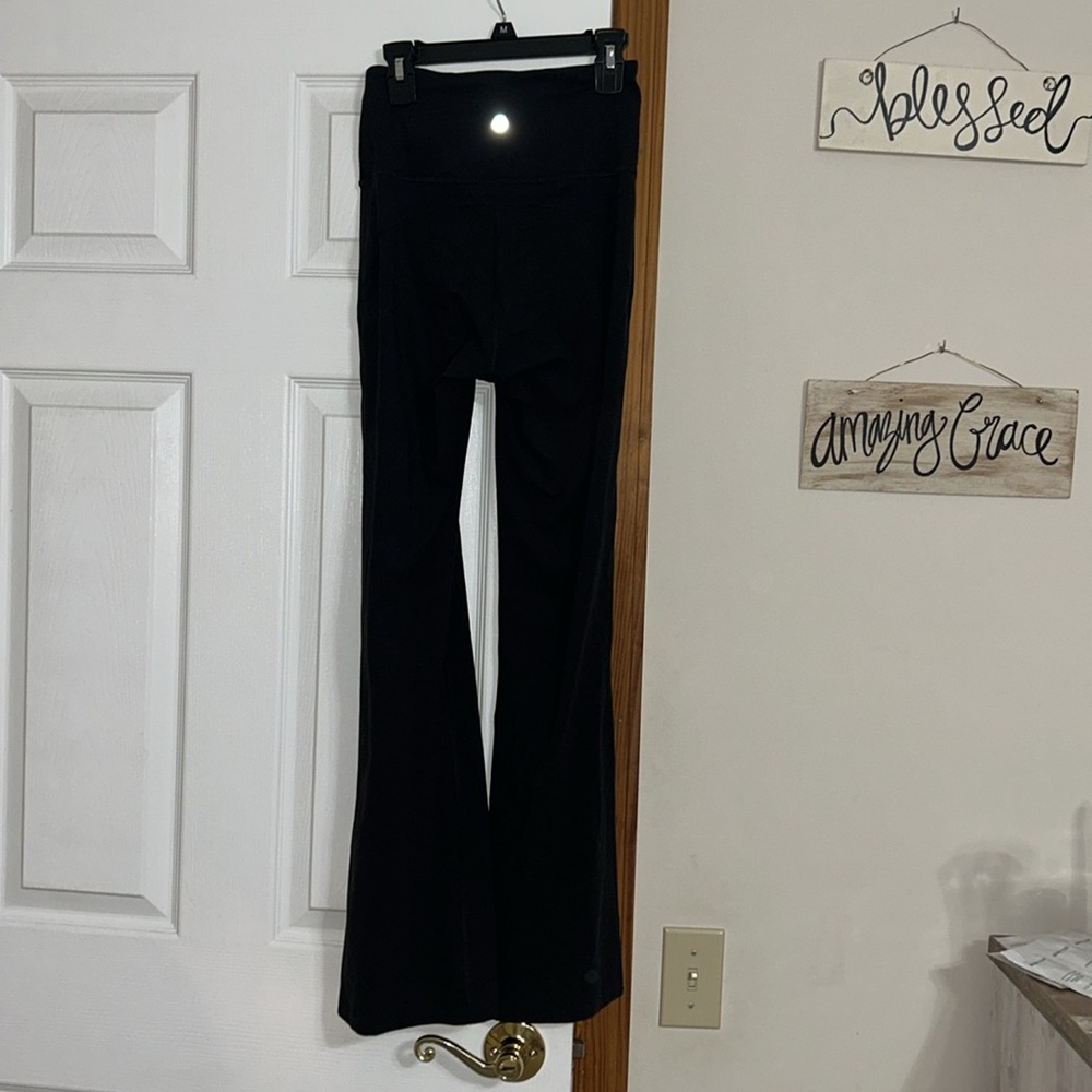 Lululemon Athletica Black Leggings Fitted Design